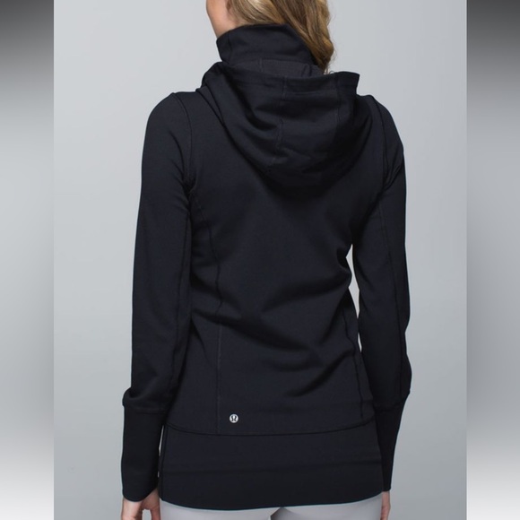 Lululemon Stride Jacket - Picture 2 of 8